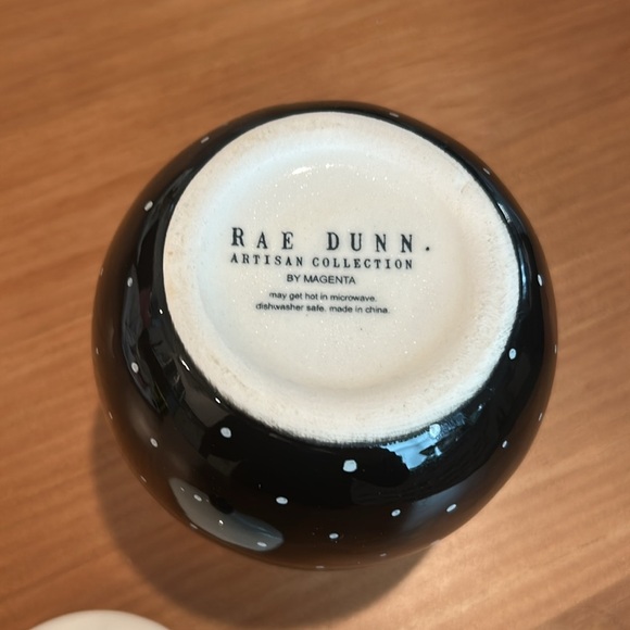 Rae Dunn “scoop” sugar dish with lid. Cream and black polka dot. RARE. - Picture 5 of 9